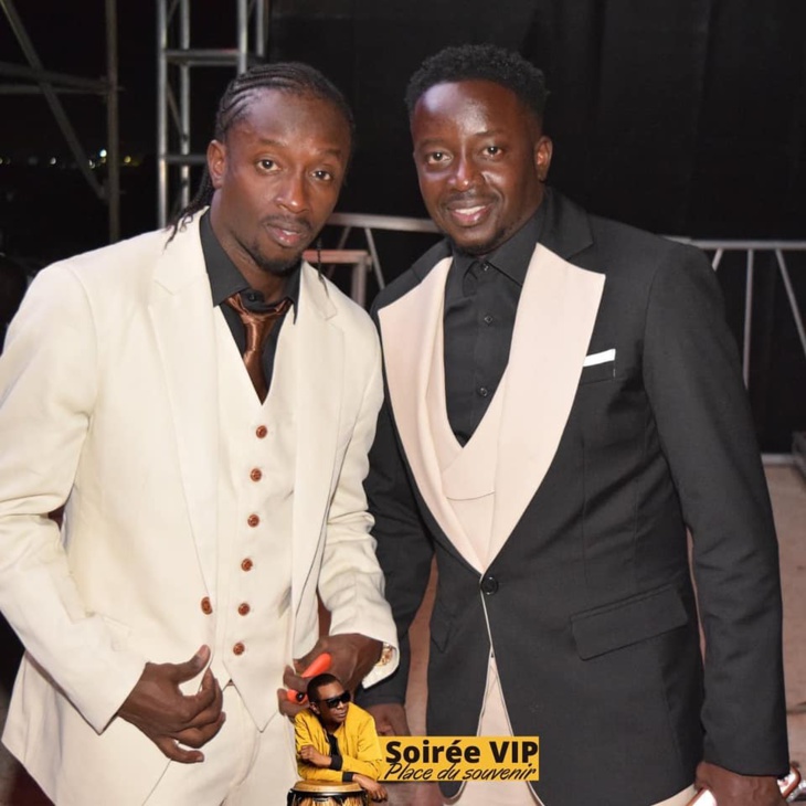 People: Des personnalités à la Place du Souvenir avec Youssou Ndour (Photos) People: Des personnalités à la Place du Souvenir avec Youssou Ndour (Photos)