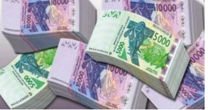 Faux monnayage: L’artiste échangeait un million en faux billets à 300.000 francs Cfa 