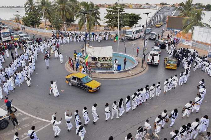 "Takussan Bamba Fepp" à Ndar: Le Général Serigne Modou Kara Mbacké Noreyni mobilise à Saint-Louis "Takussan Bamba Fepp" à Ndar: Le Général Serigne Modou Kara Mbacké Noreyni mobilise à Saint-Louis