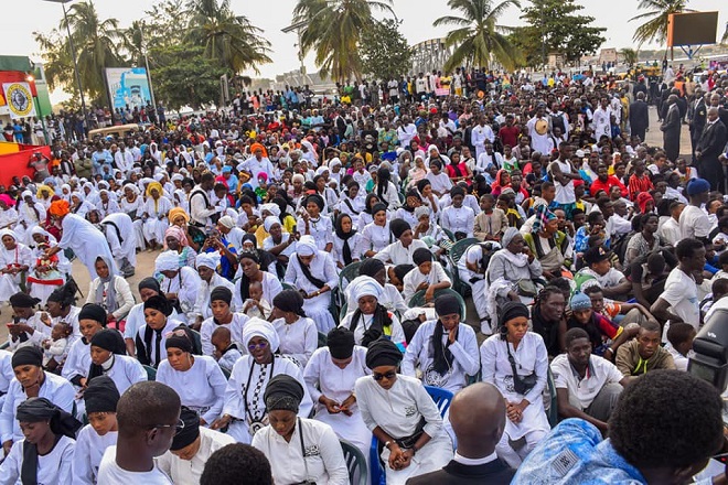 "Takussan Bamba Fepp" à Ndar: Le Général Serigne Modou Kara Mbacké Noreyni mobilise à Saint-Louis "Takussan Bamba Fepp" à Ndar: Le Général Serigne Modou Kara Mbacké Noreyni mobilise à Saint-Louis