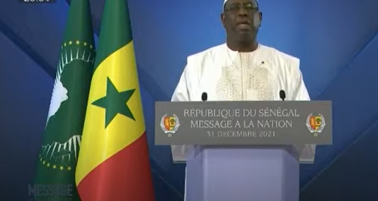 Santé: 545 médecins et 1800 personnels paramédicaux recrutés (Macky Sall)