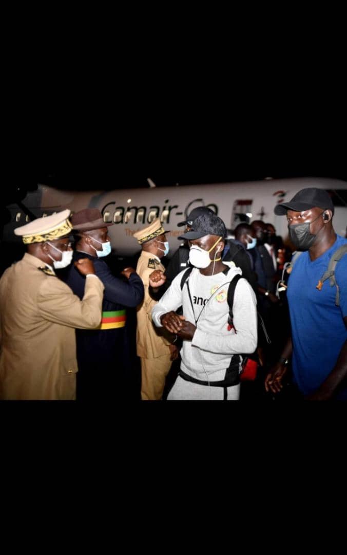 PHOTOS / CAN 2021: Arrivée des "Lions" au Cameroun
