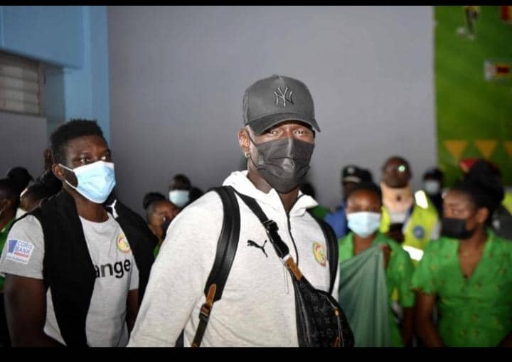 PHOTOS / CAN 2021: Arrivée des "Lions" au Cameroun