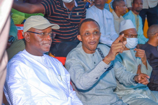 Le stade Amadou Koita de Vélingara inauguré: Le Maire Oury B. Diallo, satisfait, exhorte à relever les défis de sa Commune