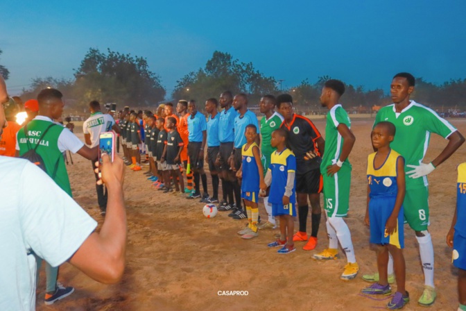 Le stade Amadou Koita de Vélingara inauguré: Le Maire Oury B. Diallo, satisfait, exhorte à relever les défis de sa Commune