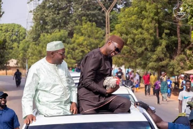 Ousmane Sonko en campagne dans la Casamance naturelle : Adèane accueille chaleureusement le leader de PASTEF Ousmane Sonko en campagne dans la Casamance naturelle : Adèane accueille chaleureusement le leader de PASTEF
