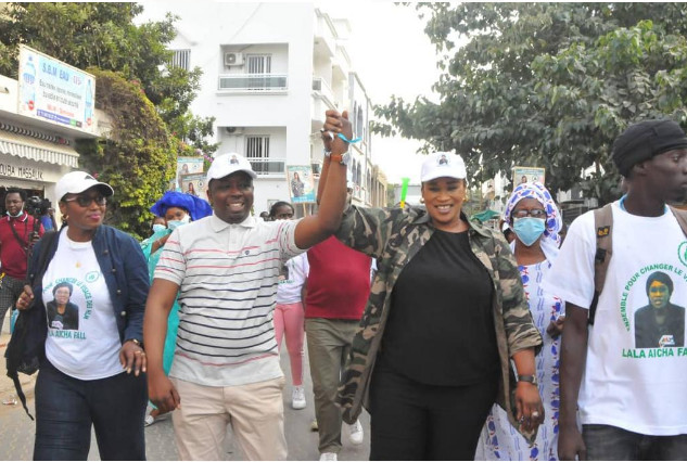 Elections locales à la Commune des HLM: Lala Aïcha Fall et Pèdre Ndiaye mobilisent et répondent à leurs détracteurs Elections locales à la Commune des HLM: Lala Aïcha Fall et Pèdre Ndiaye mobilisent et répondent à leurs détracteurs