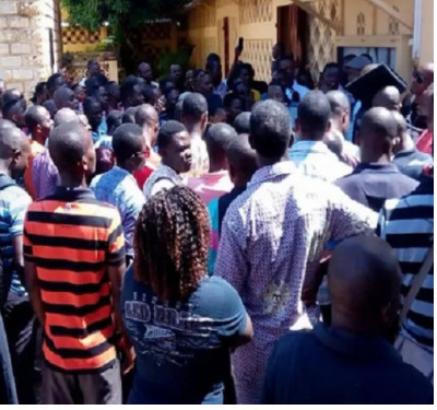 Marche des enseignants: Les syndicats maintiennent la pression sur le gouvernement