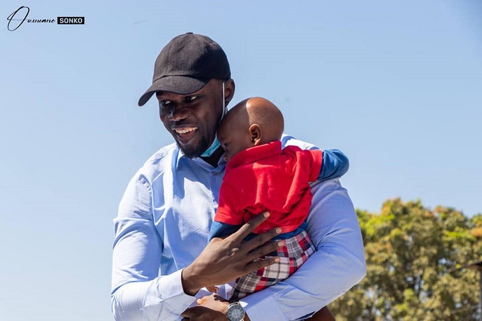 Images en marge de la campagne: Des enfants « battent campagne» pour Sonko