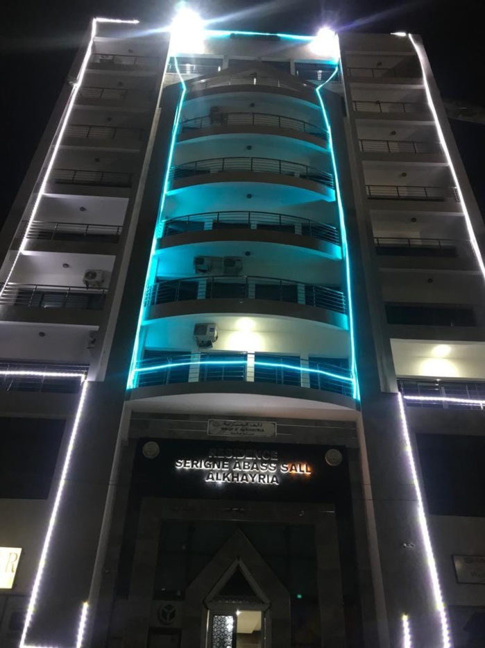 Inauguration de l'immeuble R+7 de 26 appartements, de la famille de Serigne Abass Sall à travers son ONG ALKHAYRIA