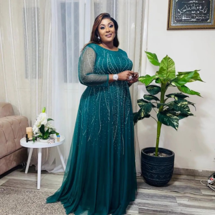 Fin Karma :  Admirez le sagnsé de l'actrice Adja Nationale Fin Karma :  Admirez le sagnsé de l'actrice Adja Nationale