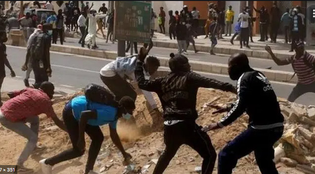 Elections locales à Kaolack/ Des affrontements notés: La police intervient avec des grenades lacrymogènes