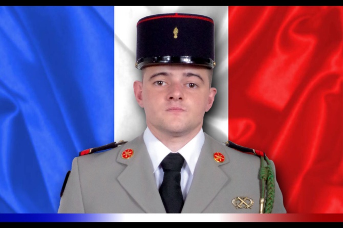 [Photos] Mali : Un militaire français tué lors d’une attaque au mortier
