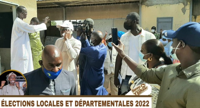 Diourbel: Dame Diop dans son lieu de vote (Photos)