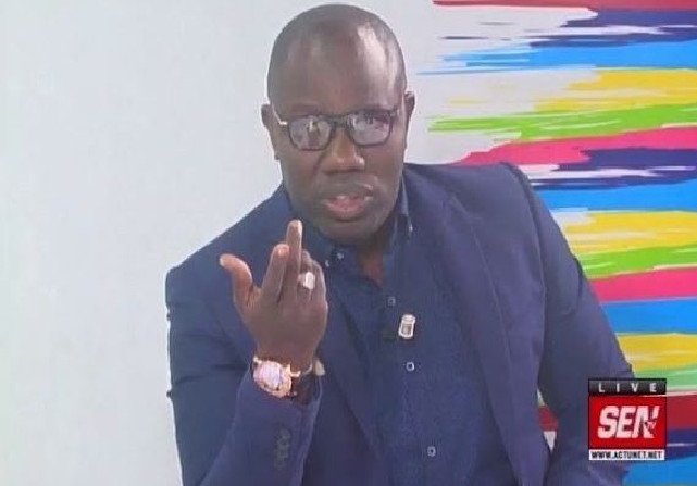 La mairie de Wakhinane Nimzatt assiégée: Ahmed Aïdara donne un délai à Racine Talla pour déguerpir