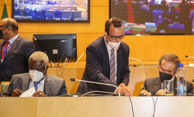 Veille de son installation à la présidence de l'Union Africaine : Macky Sall parrain de l'initiative Rays of Hope (les Rayons de l'espoir) Veille de son installation à la présidence de l'Union Africaine : Macky Sall parrain de l'initiative Rays of Hope (les Rayons de l'espoir)