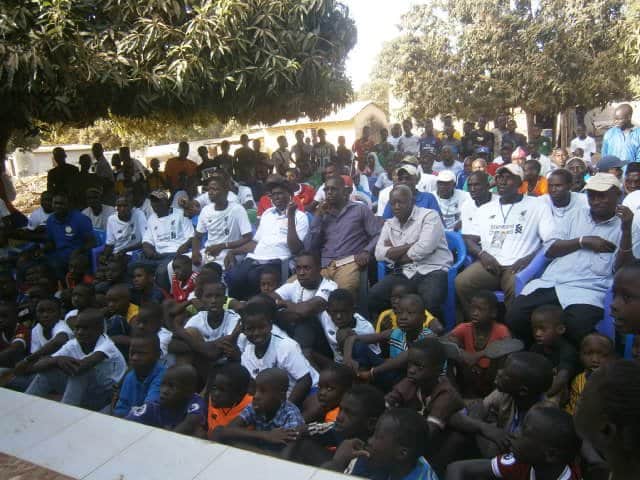 Finale Can 2021/ Bambali : Des supporters affluent chez Sadio Mané