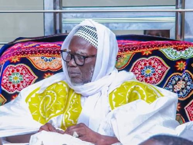 Porokhane : Le dahira mouride de la Présidence de la République, reçu à Porokhane par le Khalife
