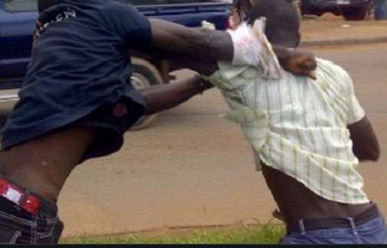 Babacar poignarde son collègue âgé de 38 ans