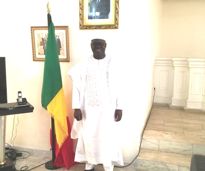 Can 2022 : le président Macky Sall facilite l’ambassadeur Khare Diouf pour son rôle crucial
