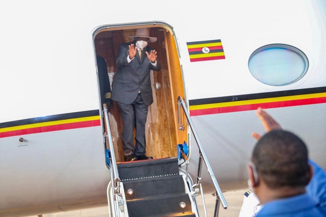 Fin de séjour : Yoweri Museveni, le Président ougandais a quitté Dakar