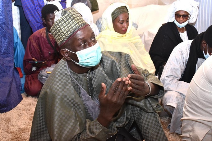Massalikoul Djinane - Foire du Ramadan : Le représentant du khalife général des Mourides a reçu le DG du CICES Massalikoul Djinane - Foire du Ramadan : Le représentant du khalife général des Mourides a reçu le DG du CICES