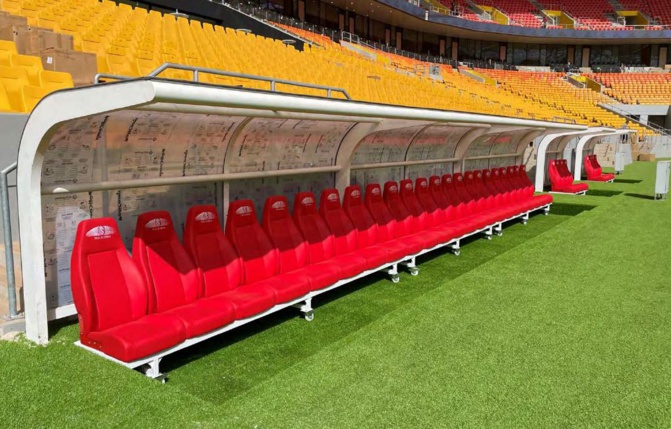 Stade du Sénégal: L'entretien tournera autour de 800 millions F CFA (images) Stade du Sénégal: L'entretien tournera autour de 800 millions F CFA (images)