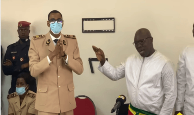 Passation de service sans Aliou Sall: "C'est une morsure juridique commise par Ahmed Aïdara", selon...