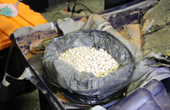 AIBD: Près de 4 kg d'héroïne pure saisis sur une voyageuse