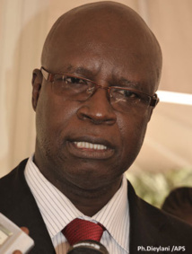 L’ex-ministre Kalidou Diallo balafre la joue du ministre Mansour Sy