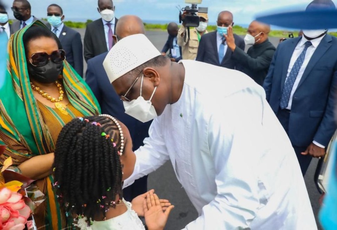Arrivée de Macky Sall aux Comores ce samedi (texte - images) Arrivée de Macky Sall aux Comores ce samedi (texte - images)