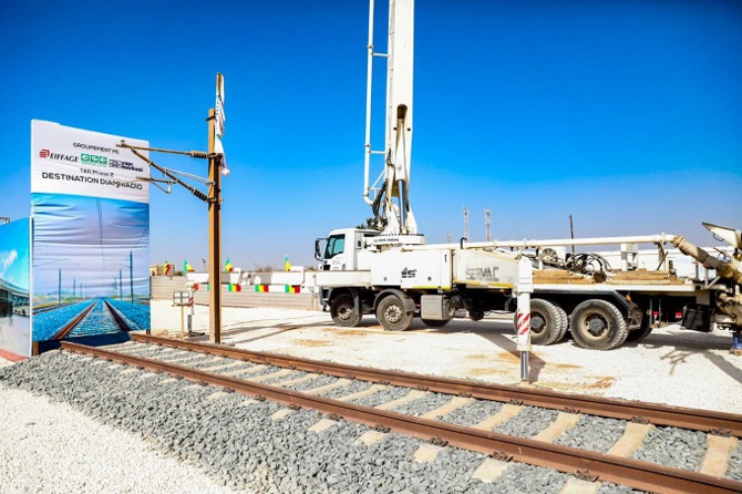 Lancement samedi du tronçon Diamniadio-AIBD du TER : le discours de bienvenue de Mamadou Ndione Maire de Diass Lancement samedi du tronçon Diamniadio-AIBD du TER : le discours de bienvenue de Mamadou Ndione Maire de Diass