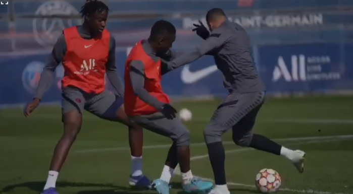 Après son tacle involontaire sur Mbappé: Idrissa Gana Gueye et son épouse insultés par les supporters parisiens