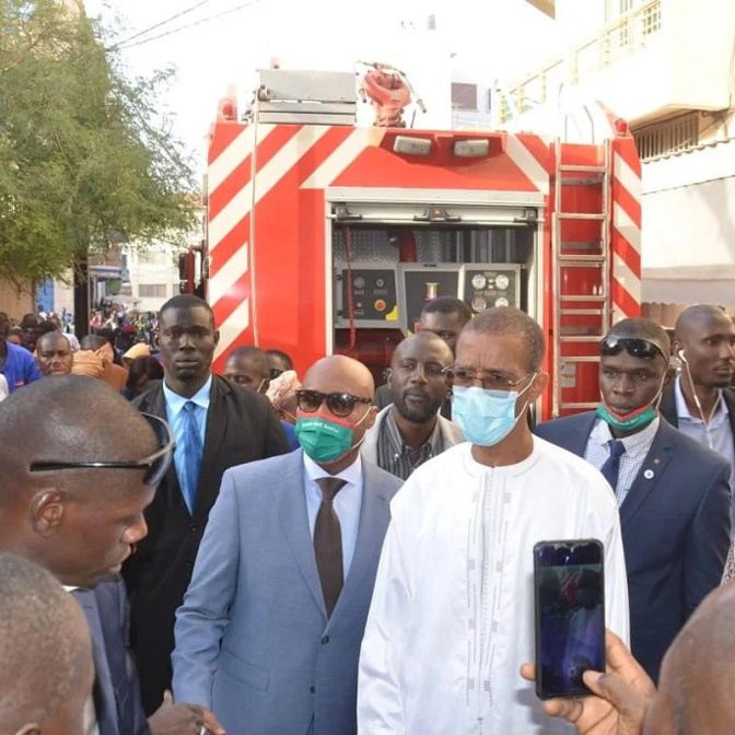 « Salle de vente » ravagée par un incendie : Solidaires, Barthélémy Dias et Alioune Ndoye apportent leur soutien et promettent des changements