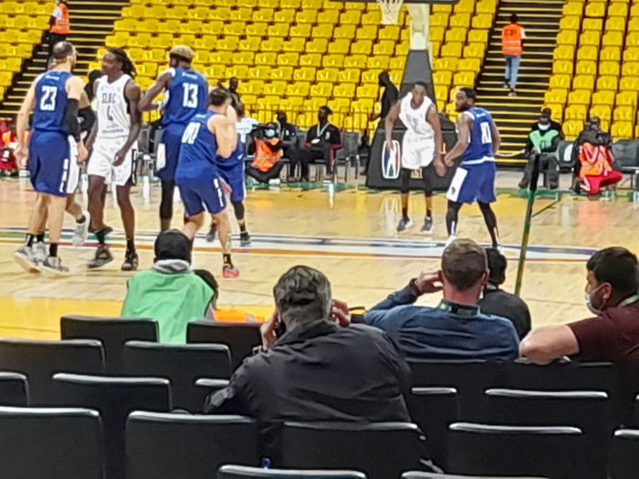 Photos - Video / BAL Dakar 2022: Le coach donne les détails du match après la défaite de SLAC face à l'US MONASTIR sur le score de 76 à 55