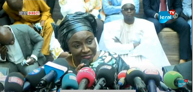 Mimi Touré: « Un choix de se désolidariser de ses pairs, devrait obliger un tel maire à aller trouver des financements privés »