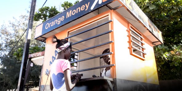 Escroquerie / Pour avoir vidé des comptes Orange money: Lat Grand Ngom, condamné à 6 mois de prison ferme