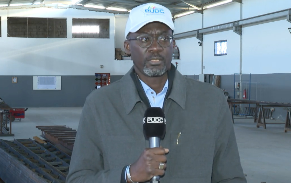 Projet 2000 villages électrifiés - Cheikh Diop a visité les locaux de ses fournisseurs marocains en matériaux électriques (PUDC)