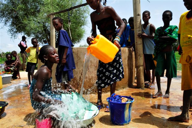 Accès à l’eau/ Pour apaiser les tensions : Macky Sall exhorte à une gouvernance concertée Accès à l’eau/ Pour apaiser les tensions : Macky Sall exhorte à une gouvernance concertée