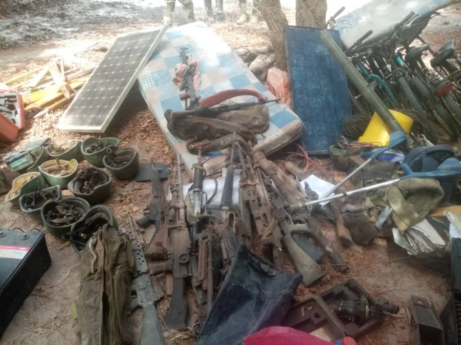 Casamance: L'incroyable saisie de l'Armée sur les bases rebelles. Regardez! Casamance: L'incroyable saisie de l'Armée sur les bases rebelles. Regardez!