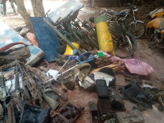 Casamance: L'incroyable saisie de l'Armée sur les bases rebelles. Regardez! Casamance: L'incroyable saisie de l'Armée sur les bases rebelles. Regardez!