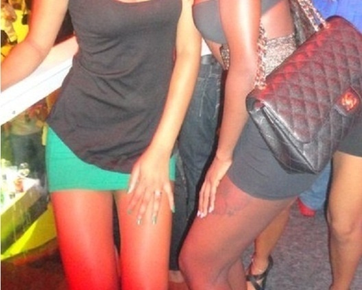 Real Talk avec Didy sur l'habillement super sexy des filles. Regardez. 