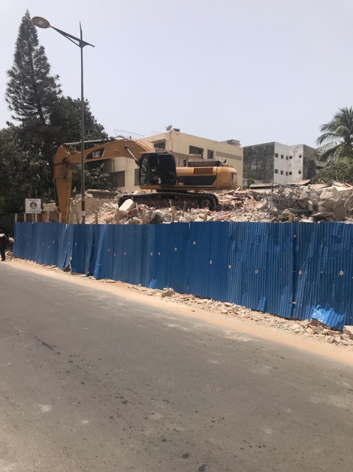 La pâtisserie Les Ambassades, 42 ans, rasée: Ce qui oppose Jamal Omaïs et la famille de Djily Mbaye La pâtisserie Les Ambassades, 42 ans, rasée: Ce qui oppose Jamal Omaïs et la famille de Djily Mbaye