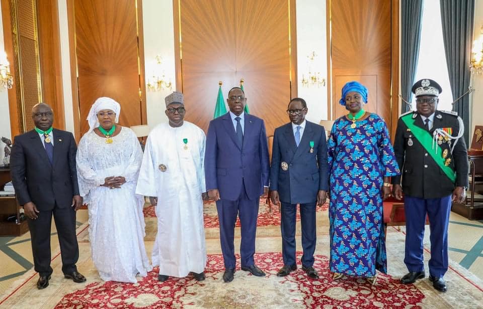 Célébration de notre indépendance, le Président Macky SALL a honoré des présidents d'institutions
