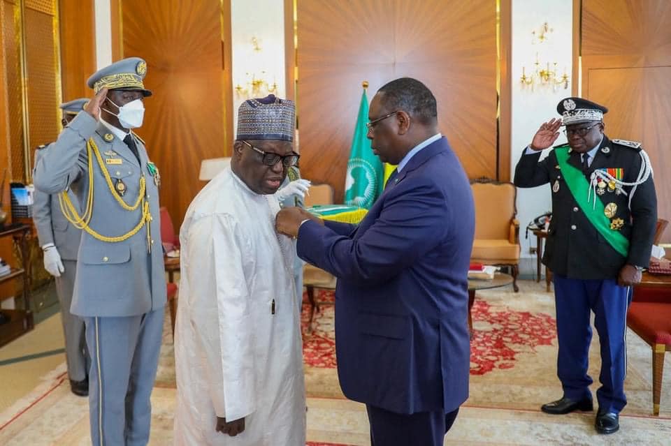 Célébration de notre indépendance, le Président Macky SALL a honoré des présidents d'institutions