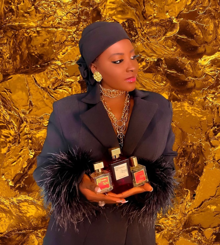 People : Quand la romancière sénégalaise, Charlotte Seck, brille pour la parfumerie de classe « Maison Francis Kurkdjian »