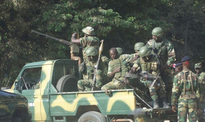 Coupe et trafic illicites de bois, promesses de Macky Sall: l'Armée réagit en investissant Djibidione