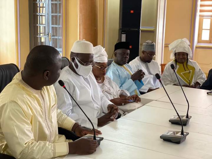 Mairie de Dakar : formation des maires et PCD de YAW pour une gestion propre et transparente des collectivités Mairie de Dakar : formation des maires et PCD de YAW pour une gestion propre et transparente des collectivités