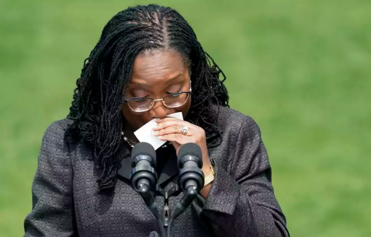 Ketanji Brown Jackson : « Tous les Américains peuvent être fiers de ce moment » Ketanji Brown Jackson : « Tous les Américains peuvent être fiers de ce moment »