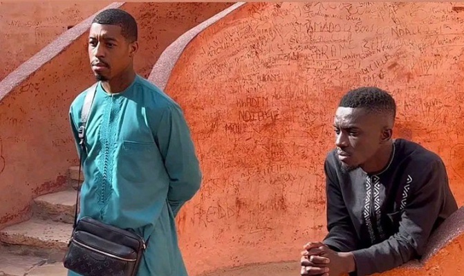 Elan de solidarité sociale : Gana Guèye et Kimpembe au chevet des enfants d’Albert Royer Elan de solidarité sociale : Gana Guèye et Kimpembe au chevet des enfants d’Albert Royer